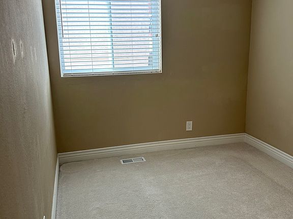 3rd image of 3550 Carter Dr APT 45