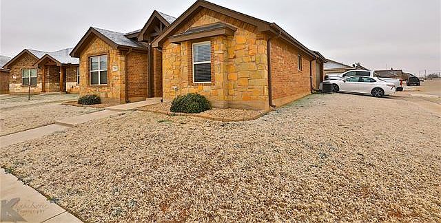 1st image of 3702 Arthurs Cir