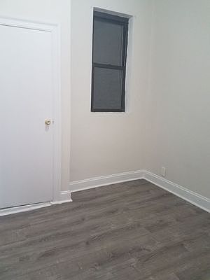 4th image of 217 E 29th St #24