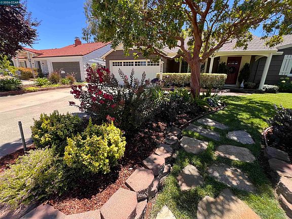 2nd image of 2908 Leta Ln