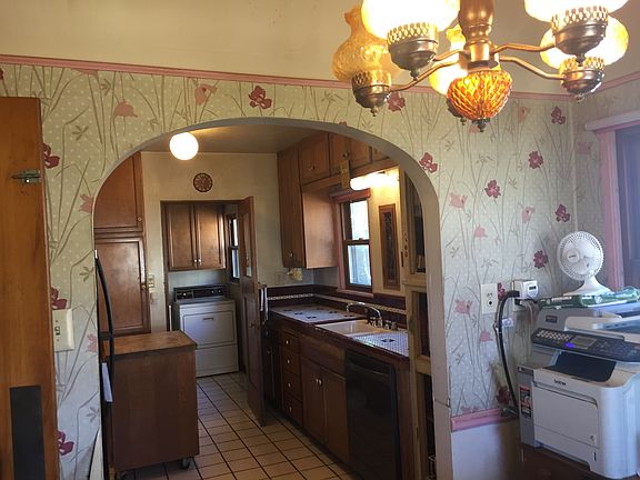 3rd image of 421 N El Molino St