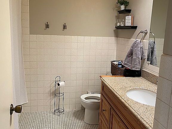 3rd image of 5387 Aspen Ln
