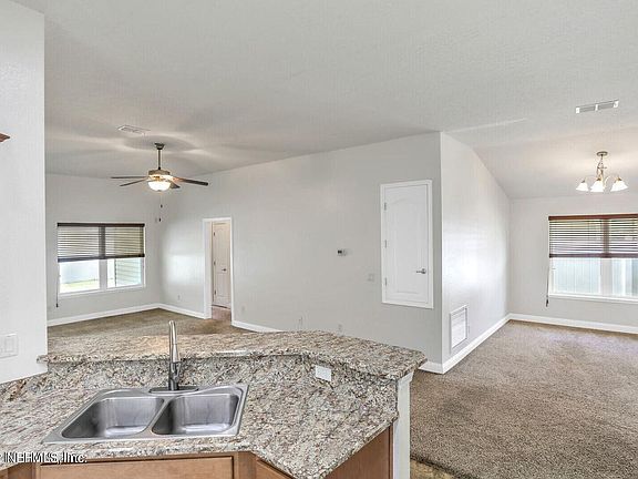 4th image of 5816 Round Table Rd