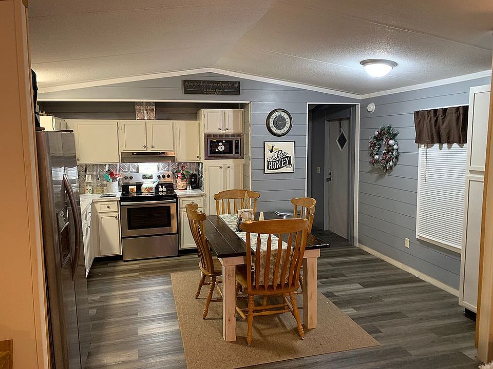 Kitchen/dining area