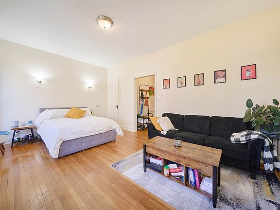 4th image of 78 Manhattan Ave APT 4H
