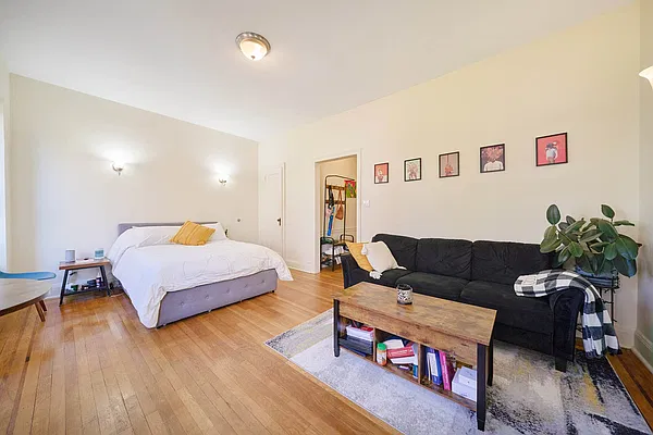 Rented by Living New York | media 4