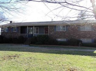 2190 Groover Rd, Marietta, GA 30062