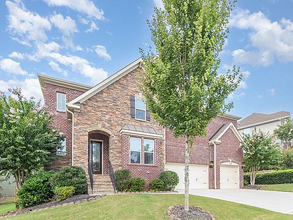 2nd image of 316 Matilda Pl