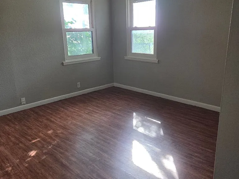 1505 Adams St — Photo 8