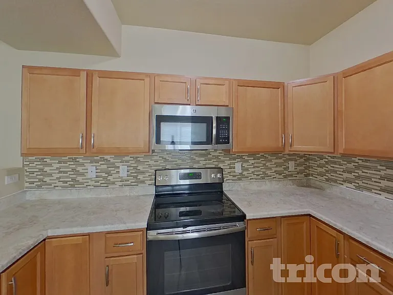 2528 Gilpin Ave — Photo 5