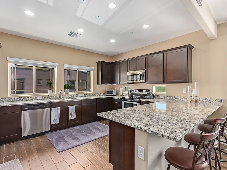 2150 W Alameda Rd #1325 — Photo 9