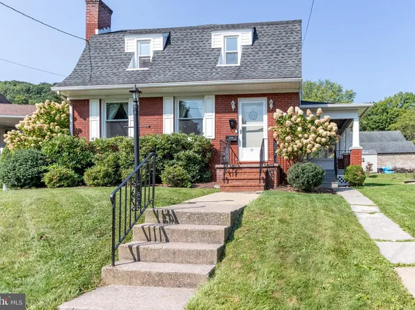 21 SW 3rd Ave, Clearfield, PA 16830