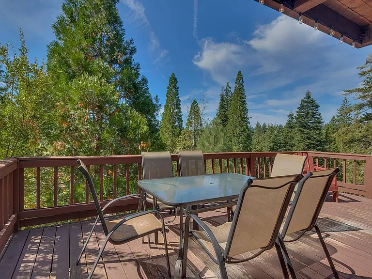 125 Lassen Dr #8 — Photo 9