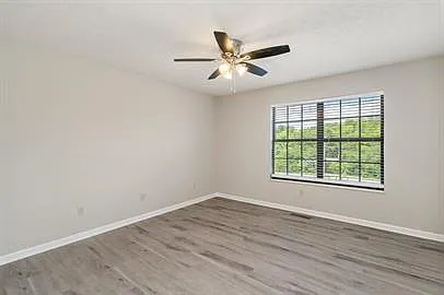 348 Indian Hills Cir #8 — Photo 9
