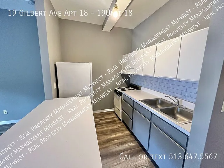 19 Gilbert Ave #18 — Photo 5