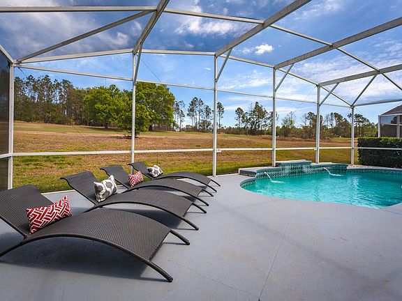 Estate with Private Pool overlooking Golf Course