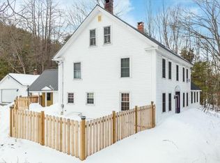 9 Cottons Knl, Hiram, ME 04041