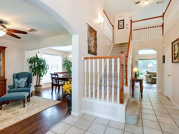 4th image of 12934 Stratford Heights Dr