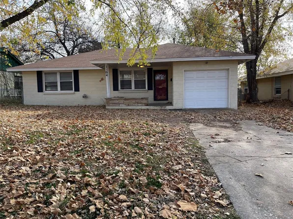1104 S Locust Dr, Midwest City, OK 73110