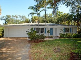 805 Iris Ln, Vero Beach, FL 32963