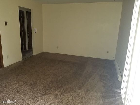 5th image of 4529 Governors Dr APT 8