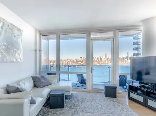 22 North 6th Street image 2 of 19