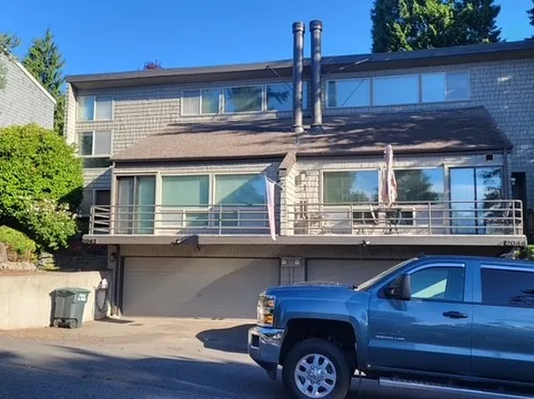 2042 S 233rd St, Des Moines, WA 98198