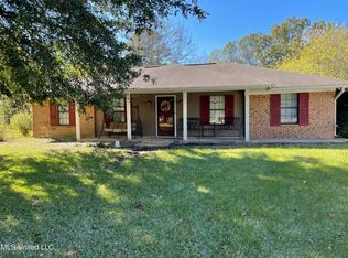 301 Lake Heather Rd, Brandon, MS 39047