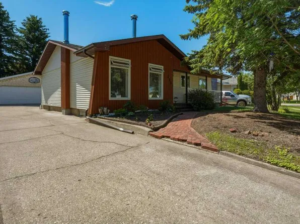 8901 W 94th Ave, Fort Saskatchewan, AB T8L 1B3