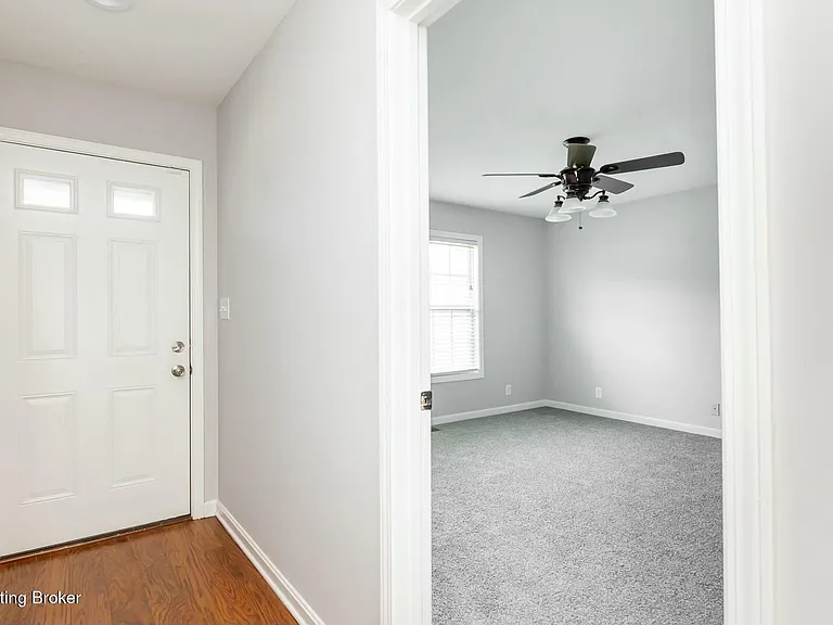 313 Stamper Ave — Photo 3