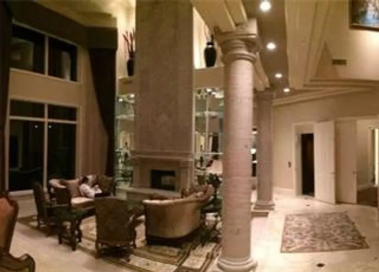 8741 Newport Isle Ct — Photo 8