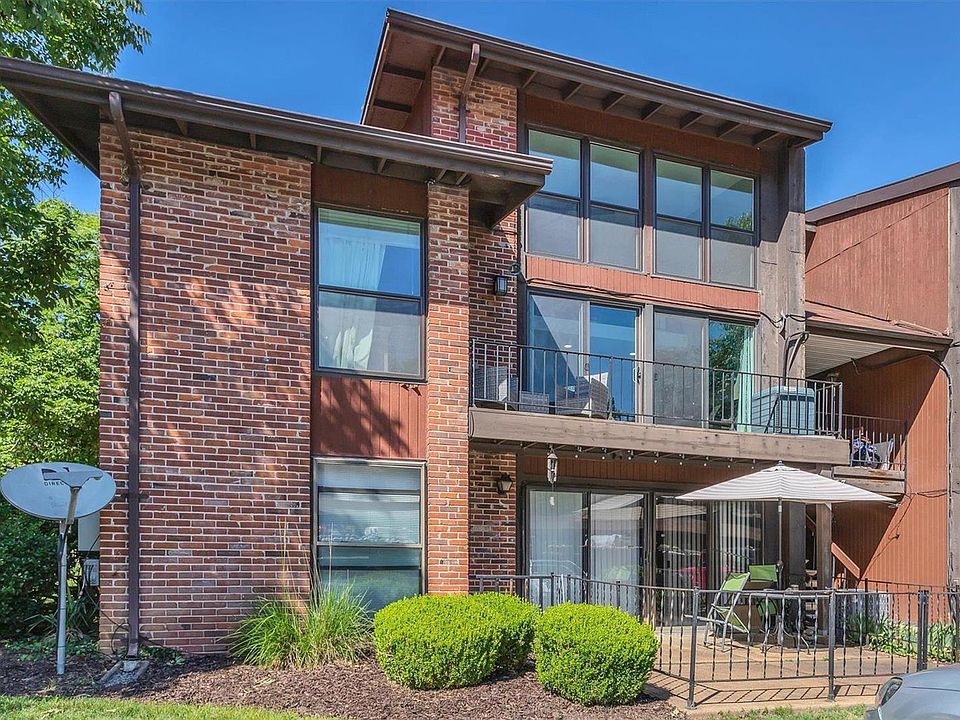 1057 Mersey Bend Dr APT E, Saint Louis, MO 63129 | Zillow