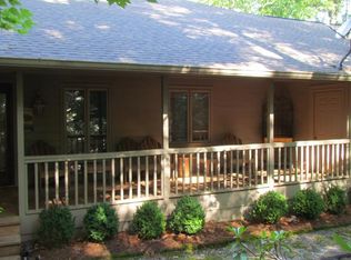 991 W Rochester Dr, Cashiers, NC 28717