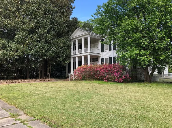 1110 Broadway St, Minden, LA 71055