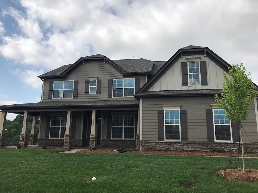 1st image of 1335 Wiggins Dr