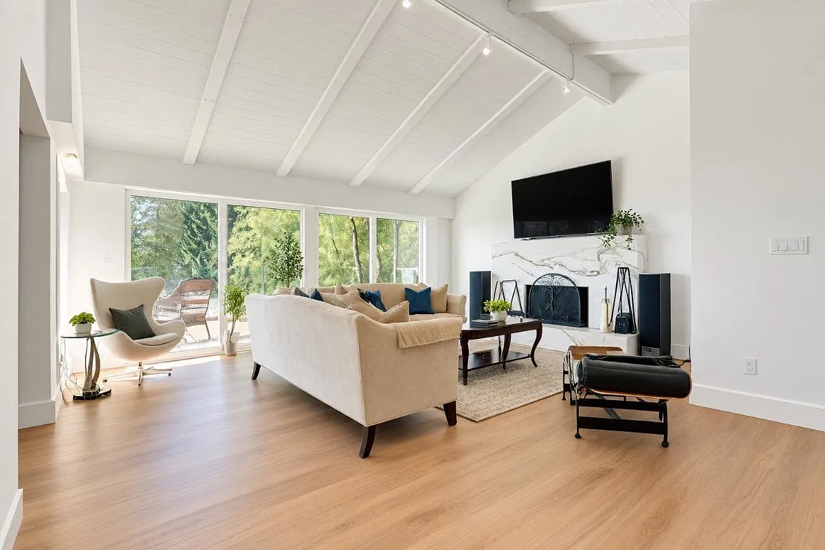 4 bed, 2235 sqft, $8,000 — Photo 4
