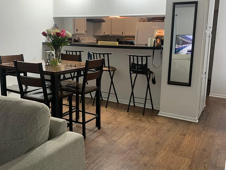 6240 Wheaton Dr #6240 — Photo 3