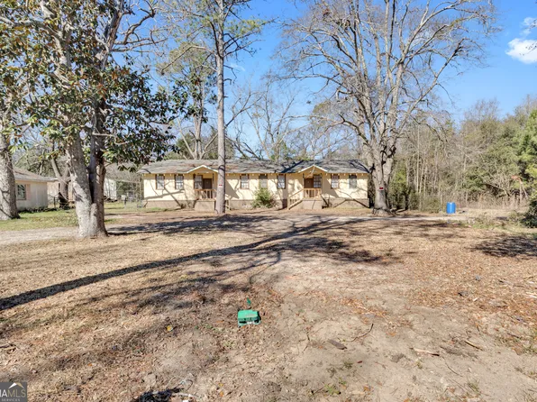 202 Charlevoix St, Fort Valley, GA 31030