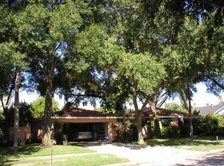 512 Columbia Dr, Tampa, FL 33606