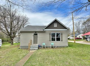 815 N Carleton St, Farmington, MO 63640