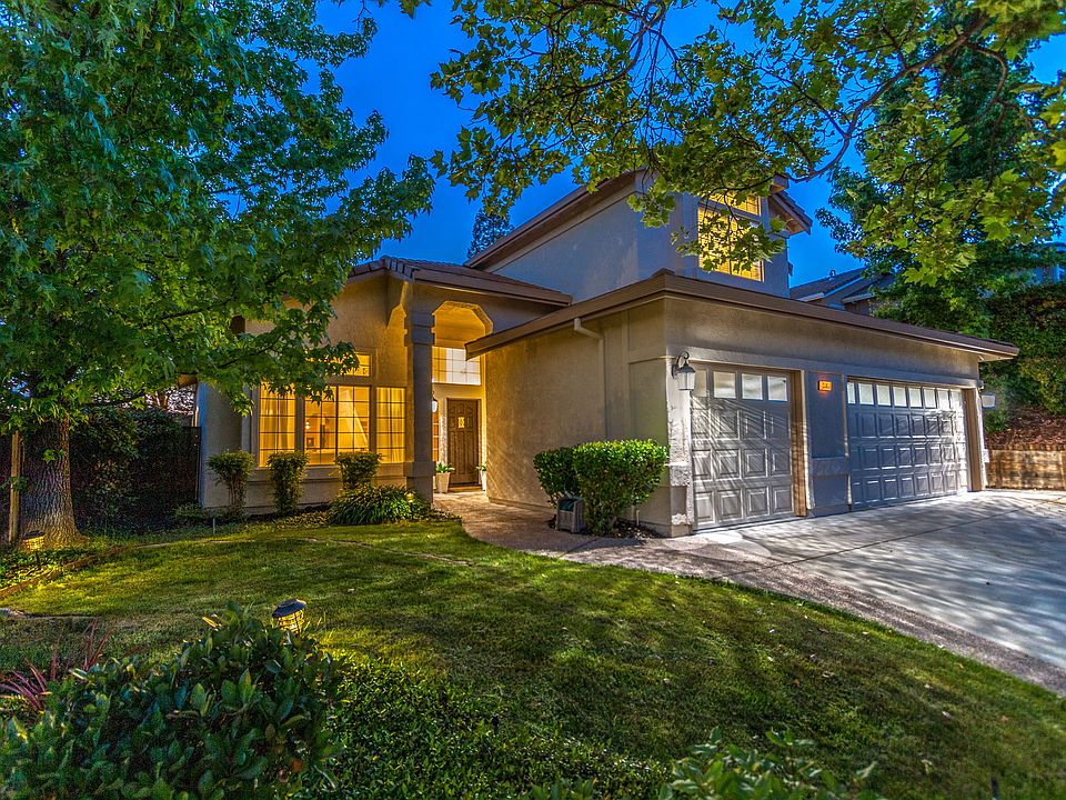 1st image of 3861 Sheffield Cir