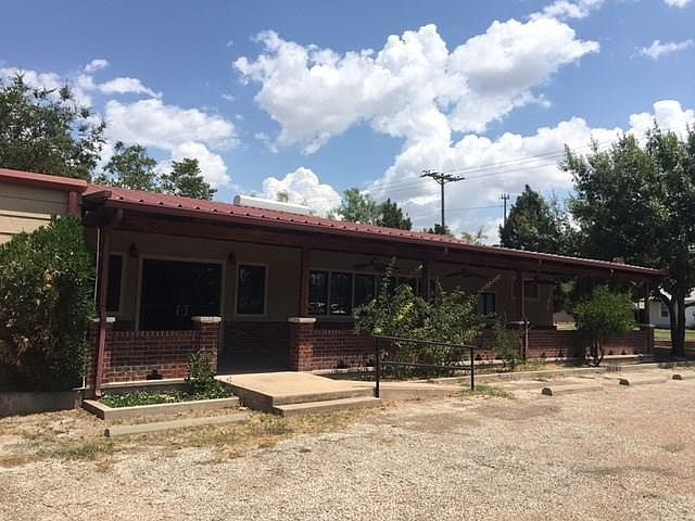 1st image of 412 W Washington Dr