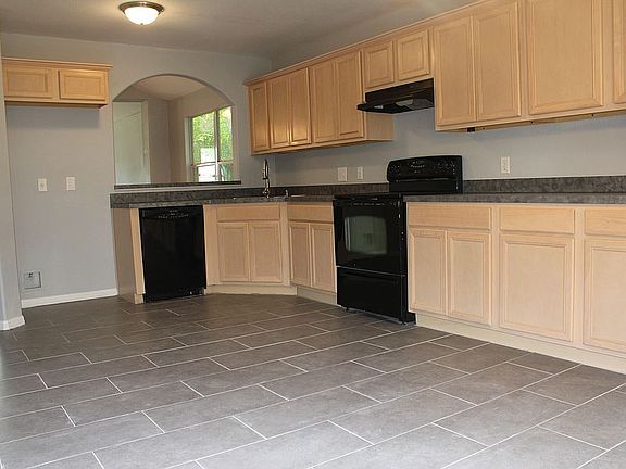 3rd image of 113 Dolly St
