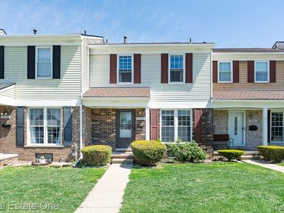 36445 Park Place Dr, Sterling Heights, MI, 48310