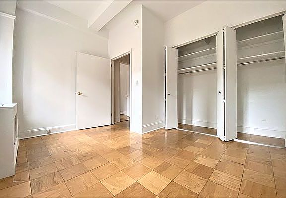 4th image of 150 E 39th St #1002-3