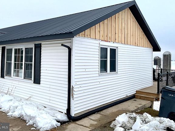 4th image of 971 Dry Wells Rd