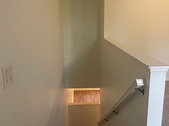 5th image of 9906 Tivoli Villa Dr