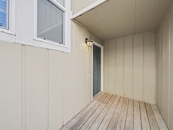 2nd image of 1018 Davidson Dr APT A