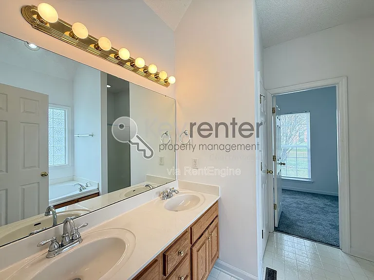 8676 Belleau Woods Dr — Photo 12