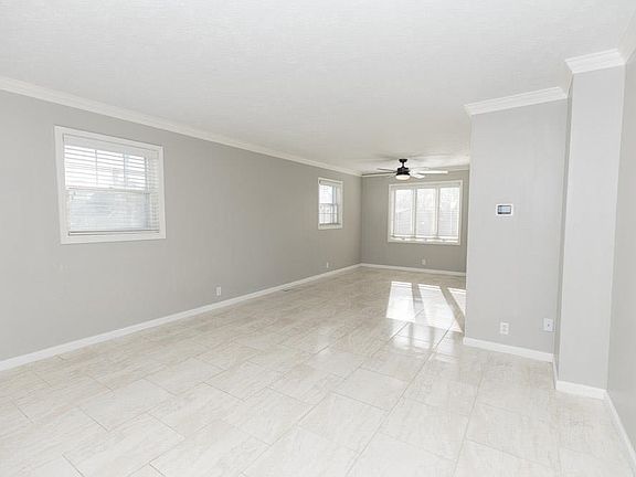 4th image of 2214 Country Hills Rd